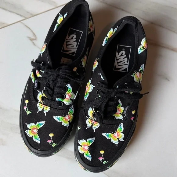 LIMITED EDITION Vans classic Black Canvas Sneakers platform Butterfly Print - Picture 4 of 15
